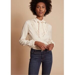 Elegant NASTY GAL Cream Blouse with Embroidered Details, size US 4